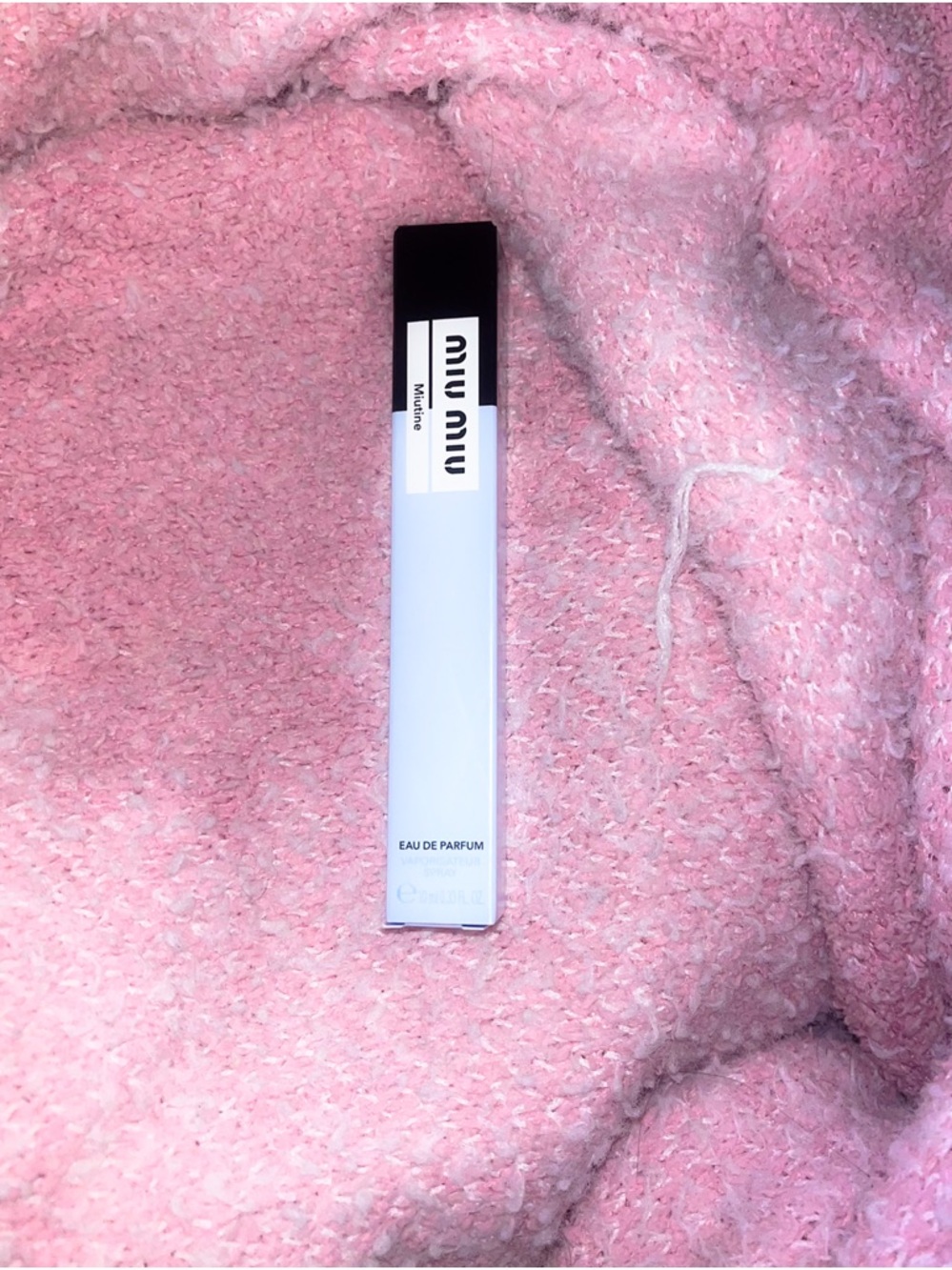 Miu Miu Miutine perfume travel
Spray